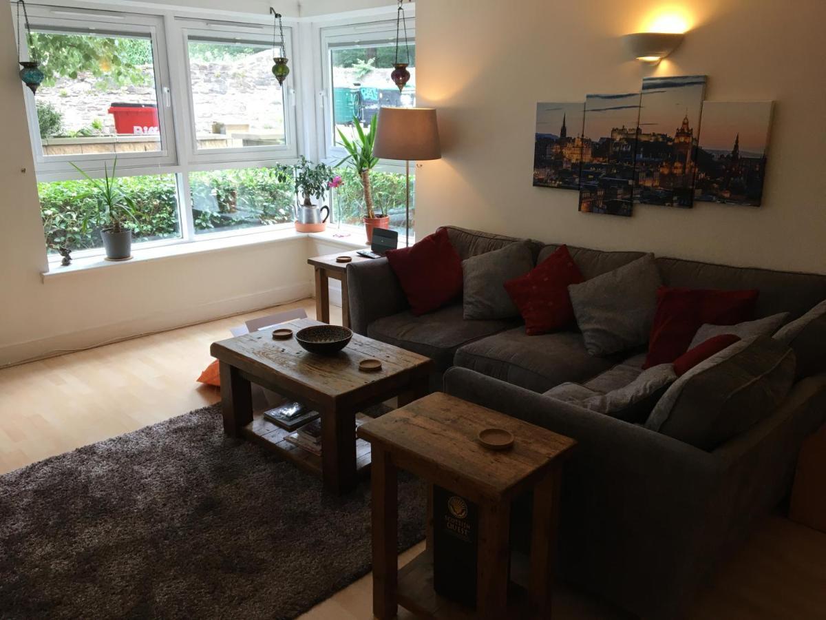 Holyrood Park Apartment เอดินบะระ ภายนอก รูปภาพ