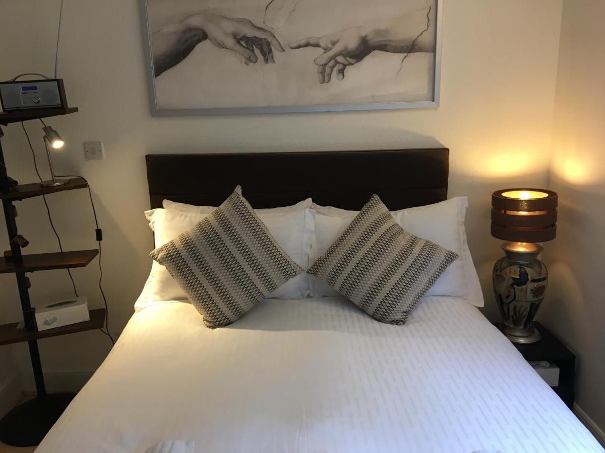 Holyrood Park Apartment เอดินบะระ ภายนอก รูปภาพ