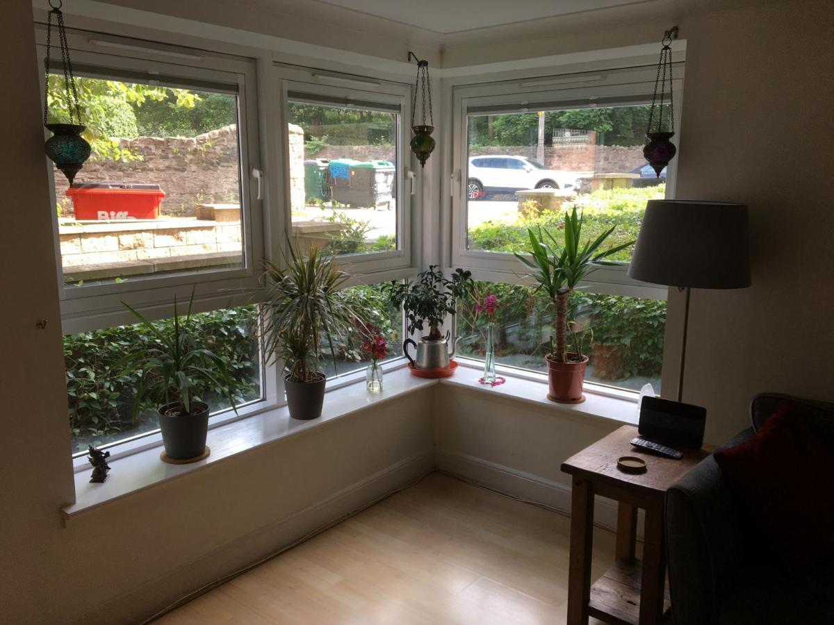 Holyrood Park Apartment เอดินบะระ ภายนอก รูปภาพ