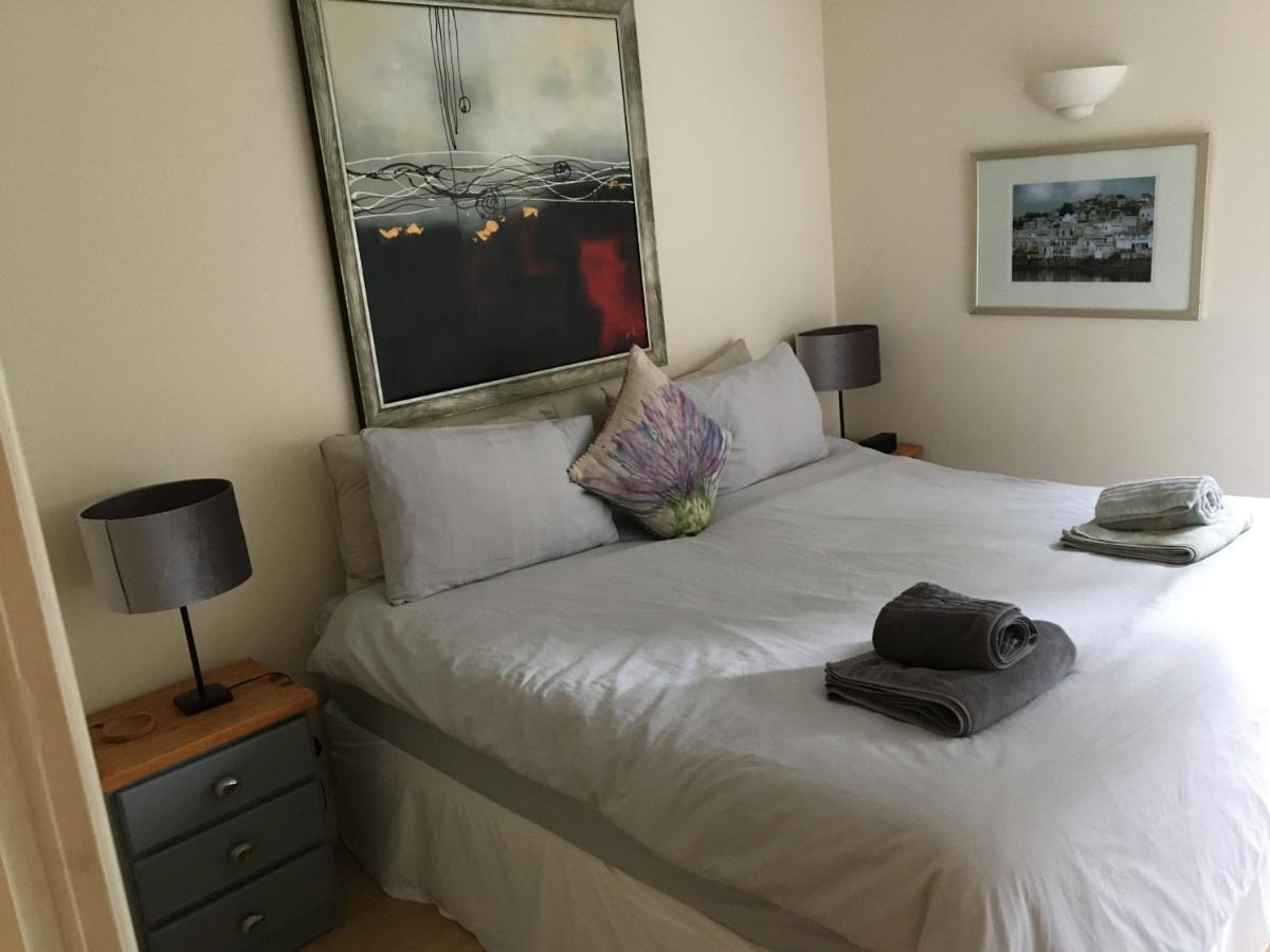 Holyrood Park Apartment เอดินบะระ ภายนอก รูปภาพ